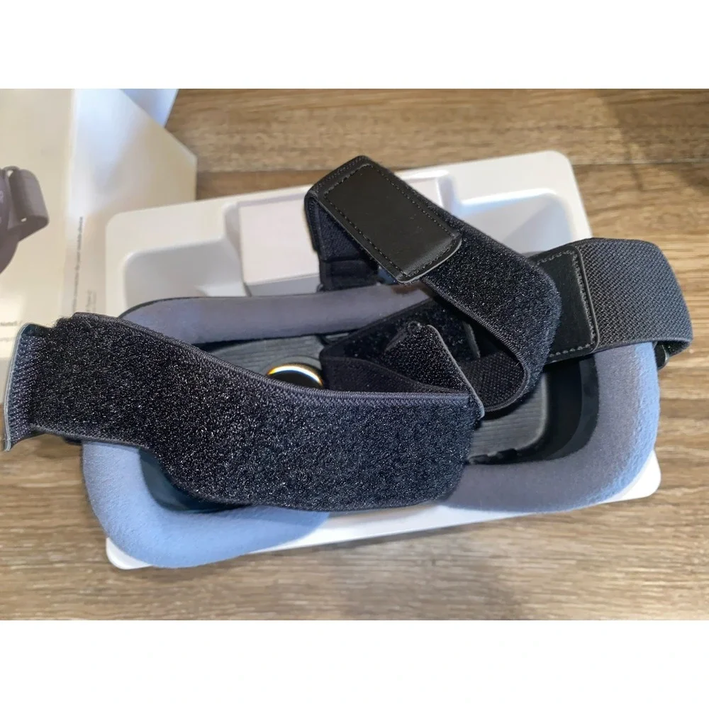 Samsung Gear VR Oculus Virtual Reality Headset